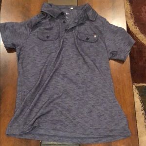 Guess shirt 🌶5 for 40$🌶